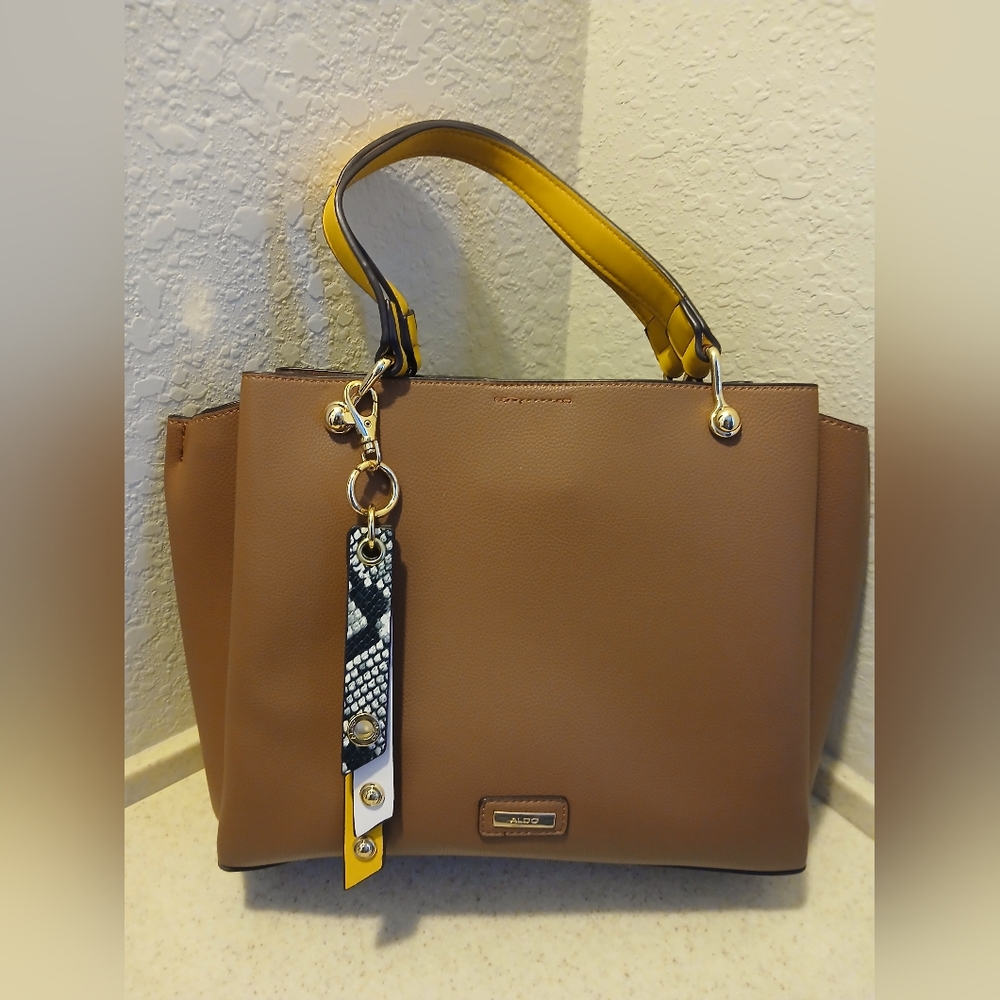 Beautiful Aldo Handbag.